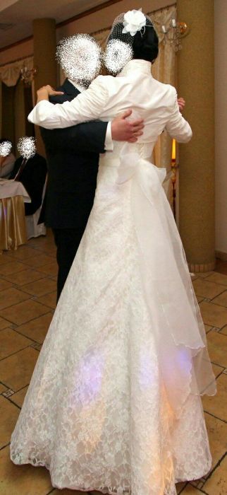 Suknia ślubna Agnes 11275 E b. jasny krem na 180 cm