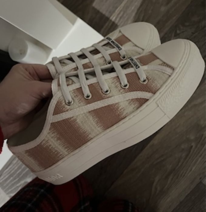 Продам кеди Dior