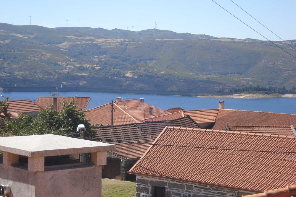 Casa em Antigo de Viade - Montalegre