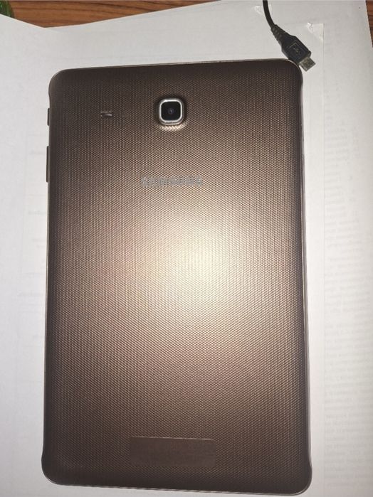 Планшет Samsung Galaxy Tab E