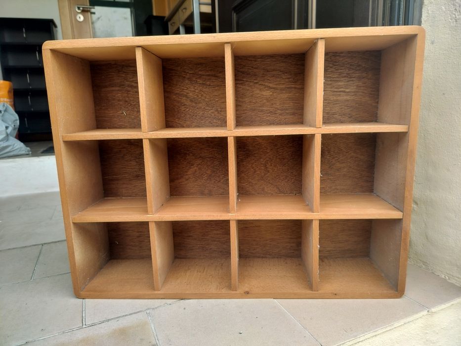 Mobiliário de apoio