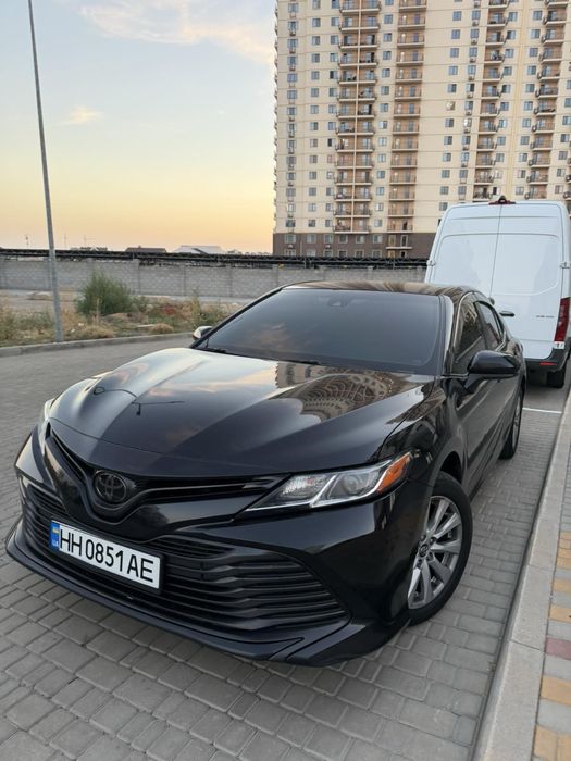Toyota Camry 2017 года