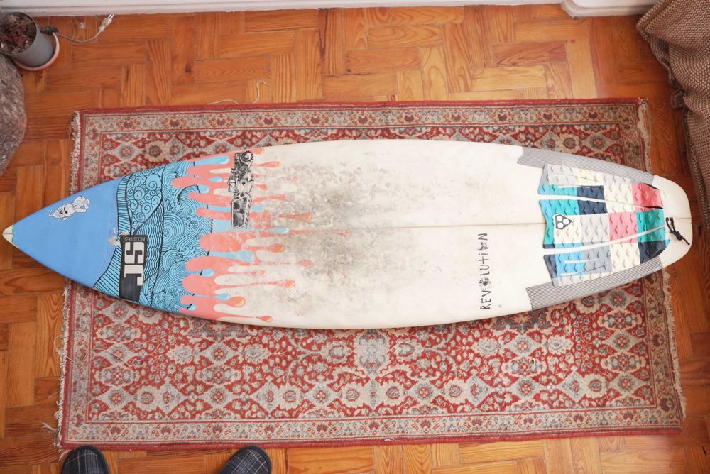 Prancha de Surf JS Revolution 5'8 24L