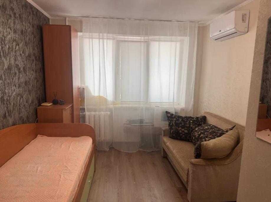 Комната с ремонтом + кухня, Капитана Кузнецова