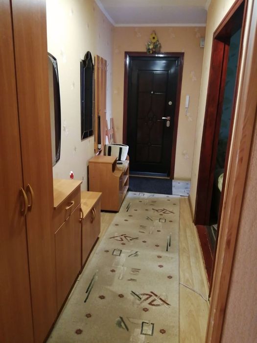 Продам трикімнатну квартиру  5 мікр.