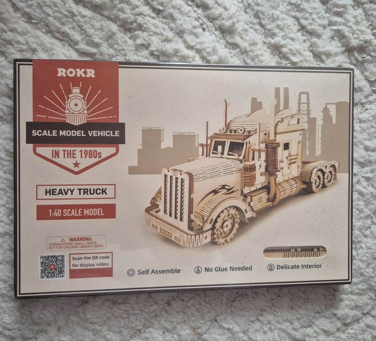 DREWNIANE PUZZLE 3D Ciężarówka model do składania DIY