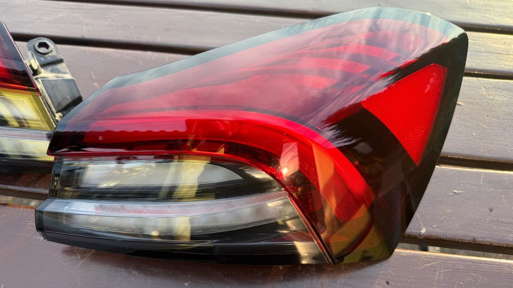 Lampy tylne Maserati Ghibli USA Ciemne Lift 2017-   2szt