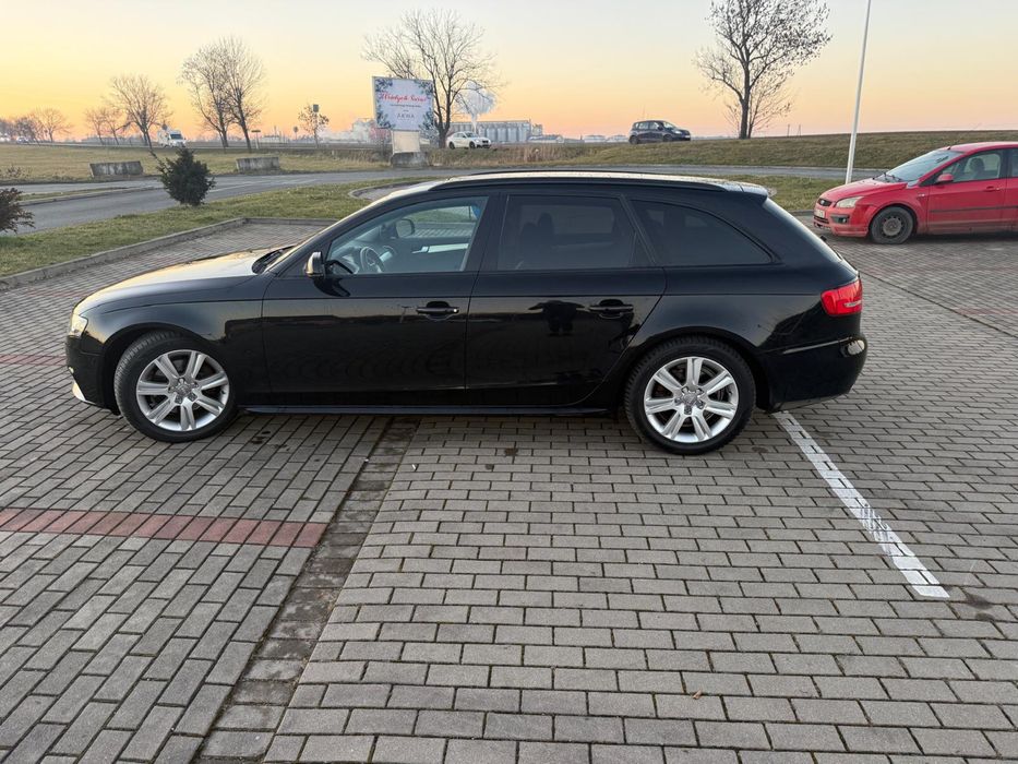 Audi a4 2.0 tdi Ledy Navi Alu Pdc Bdb Stan Serwisowana Okazja Cenowa