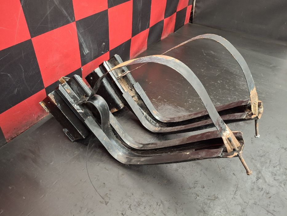 Suporte genérico MITSUBISHI TRUCKS Canter