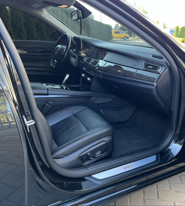 BMW 7 Series 2013