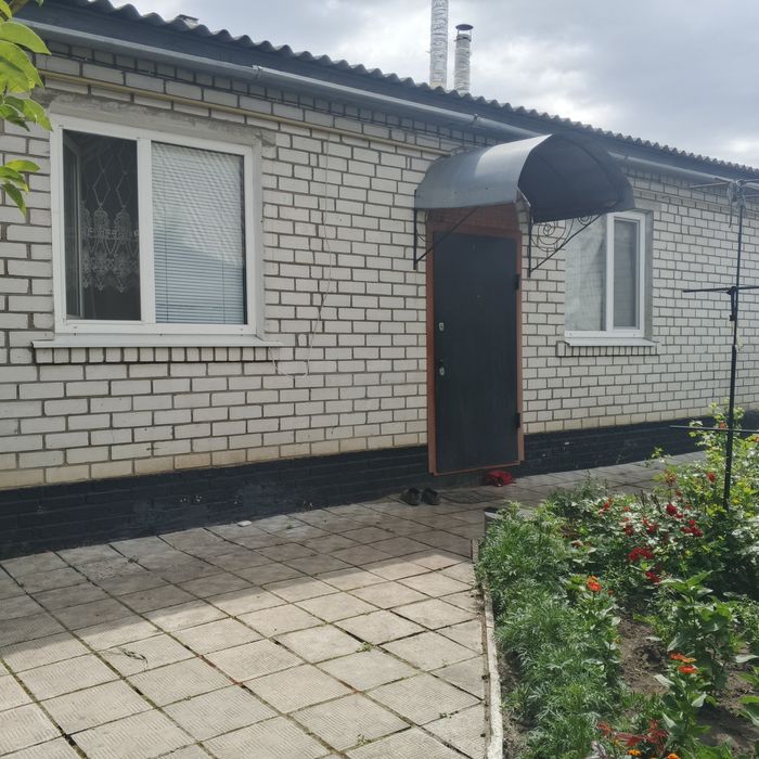 Продаю хороший дом в самом центре города Мерефа