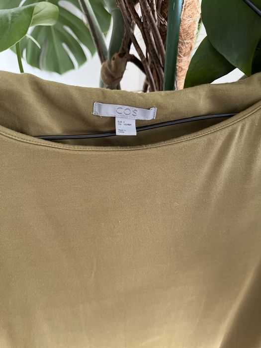 Плаття фірмове cos , кос