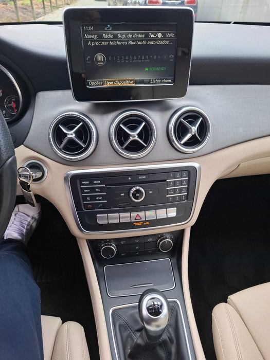 Mercedes CLA 180 d Shooting Brake Apenas 130 Mil Kms de 2017