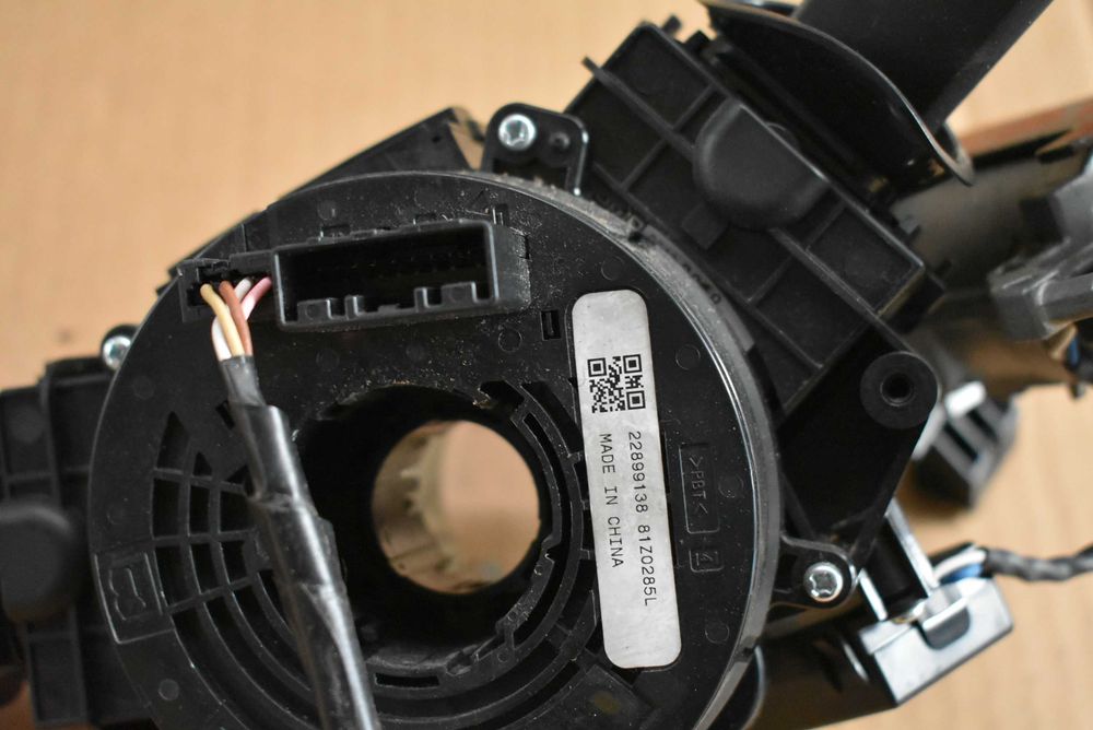 Opel Insignia A przełacznik zespolony zwijak taśma