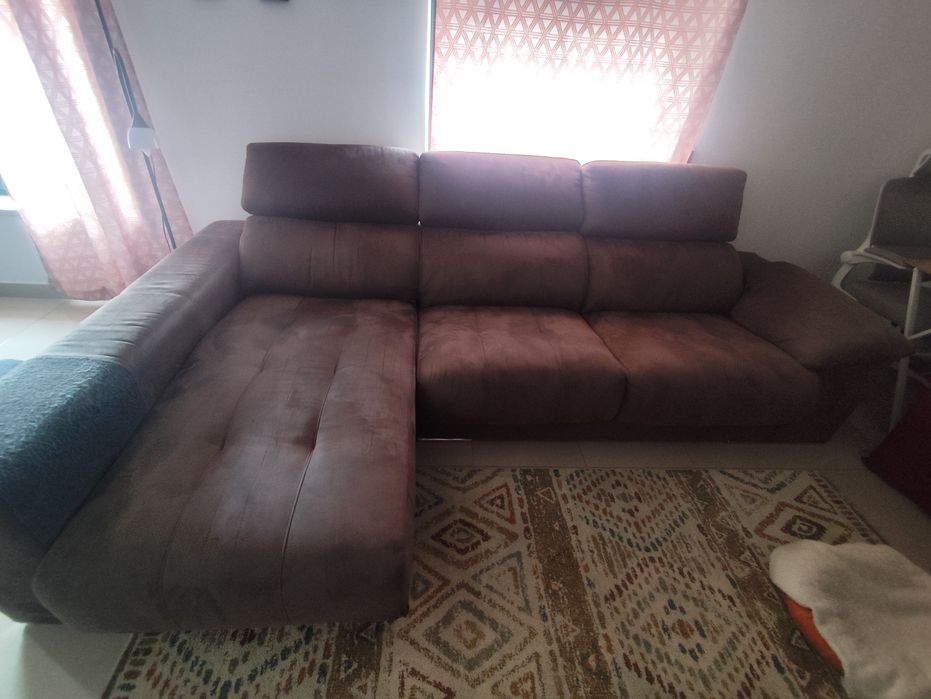 Sofá chaise longe  3 lugares