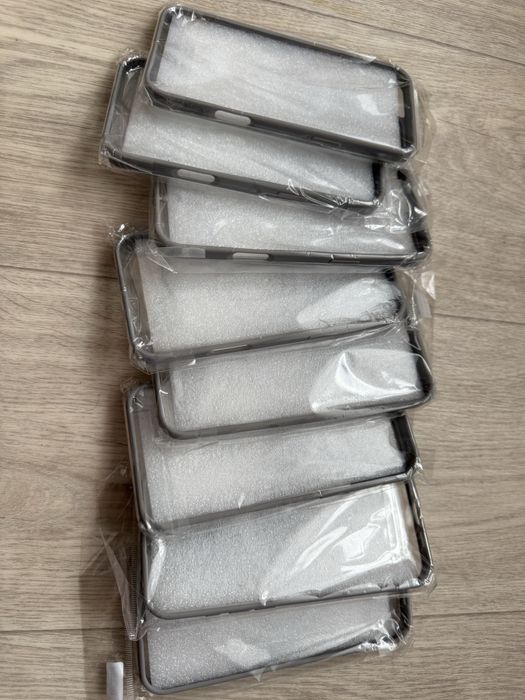 Чохли iPhone 16 Pro Max