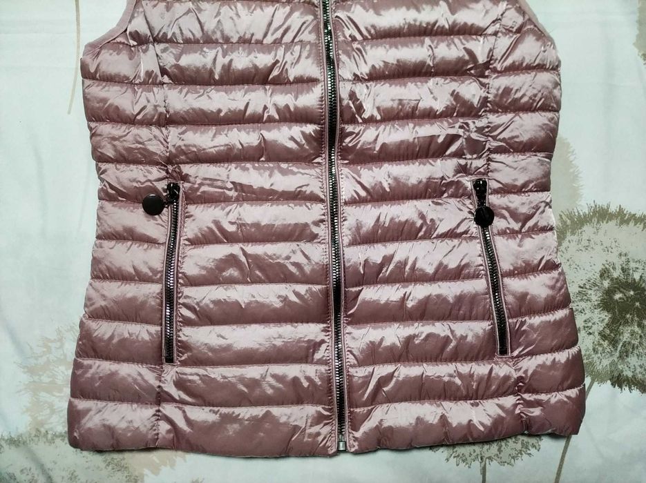 Стильна,демісезонна,двостороння жилетка для дівчинки 12-13 р