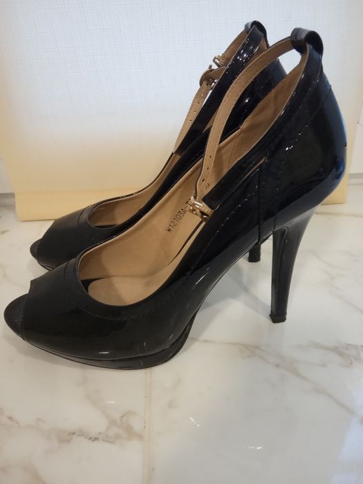 Туфли на каблуке T.Taccardi р.39