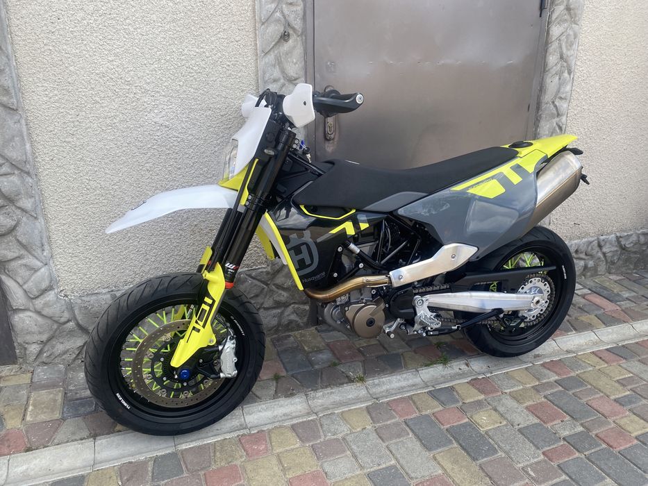 Husgvarna 701 ktm 690