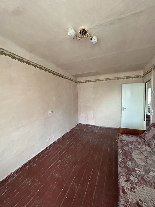 Продаю 3 кімнатну квартиру в центрі міста