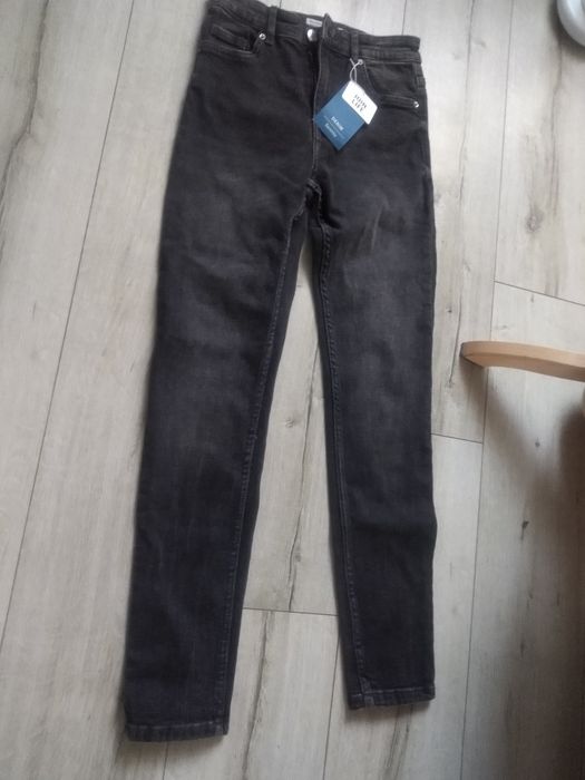 Spodnie czarne jeans