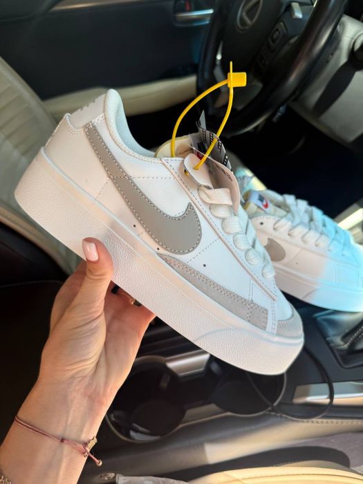 Nike blazer low platform