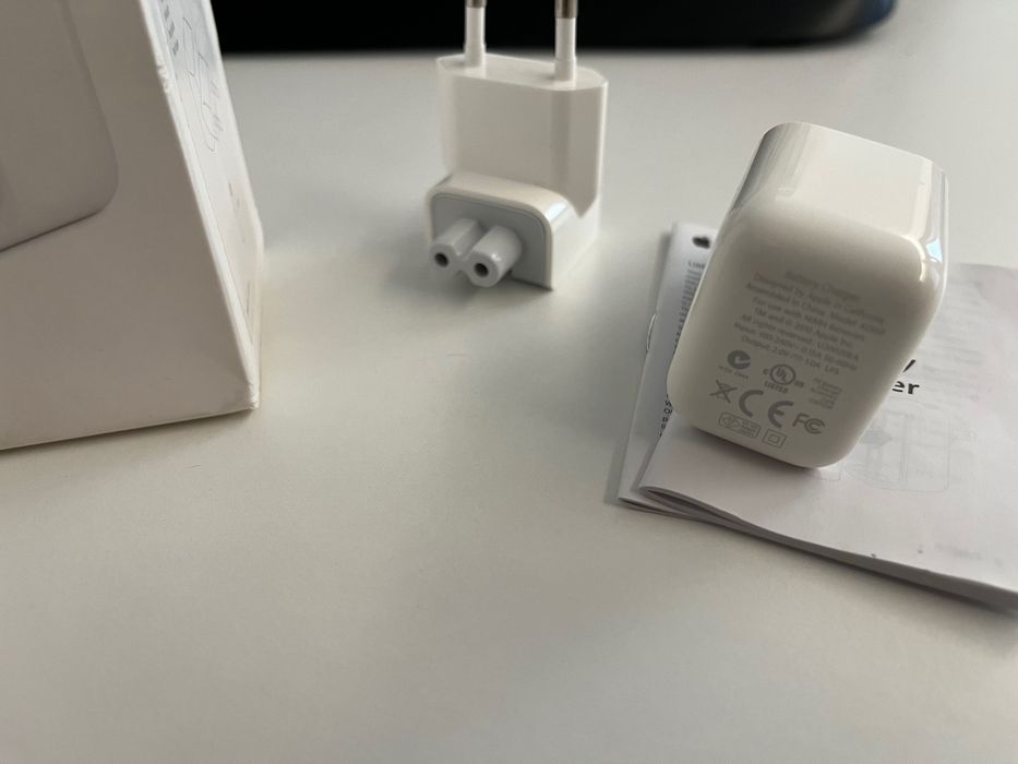 Carregador original Apple de pilhas AA - Na caixa