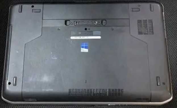 (48) laptop Dell E5530: Intel Core i3