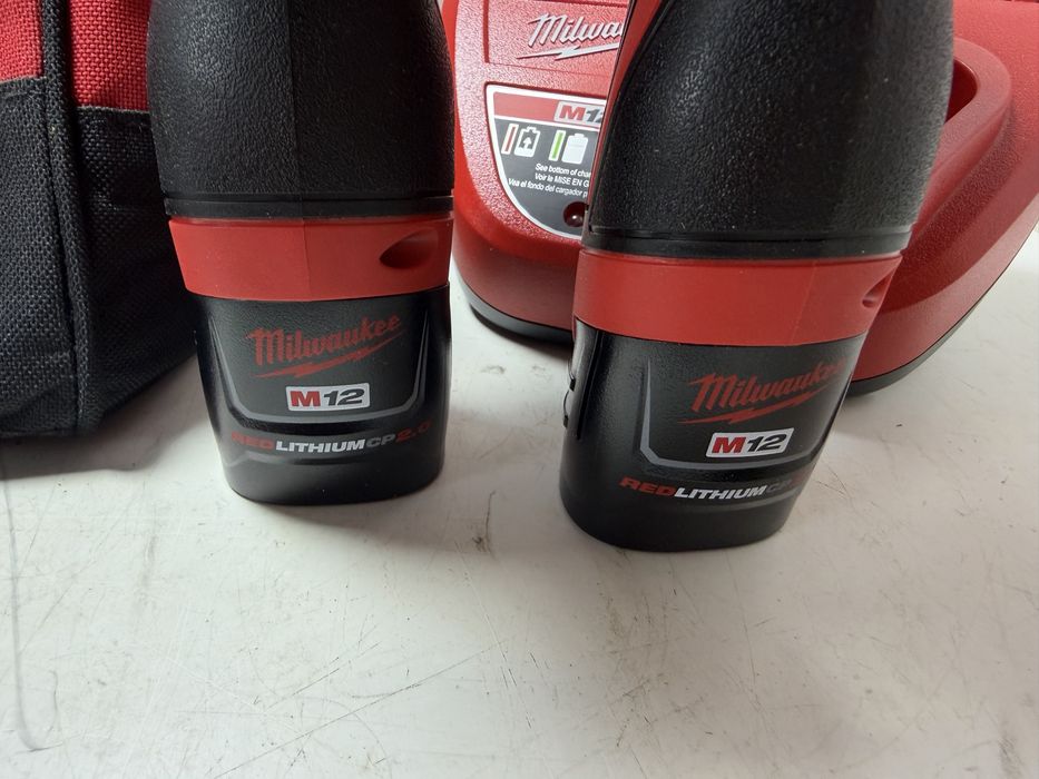 Комплект Milwaukee M12