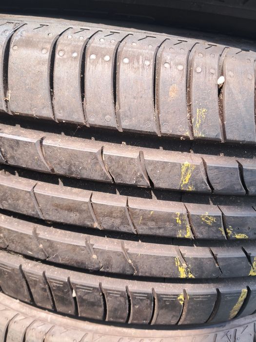 215/45r16 Kumho Escta HS51