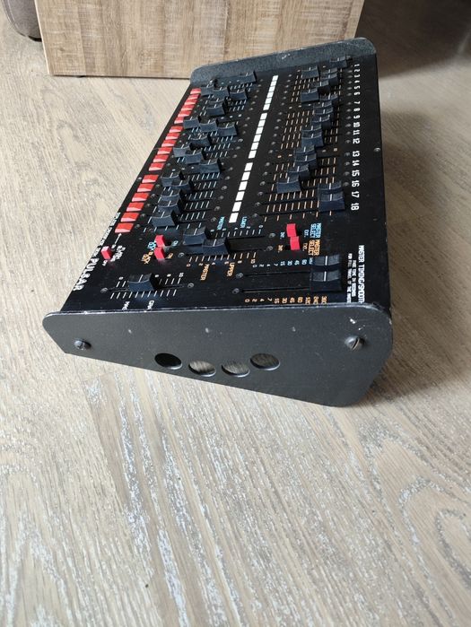 Світловий DMX пульт Pulsar Dipless Crossfade Desk