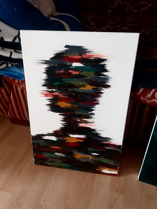 Продам картины в интерьер