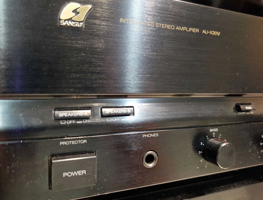 Стереопідсилювач Sansui AU-X301i