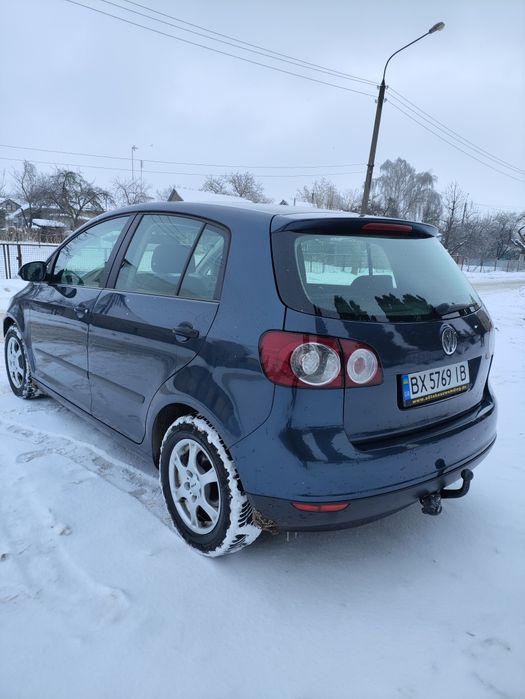 Автомобіль Wolkwagen Golf Plus 2005 рік