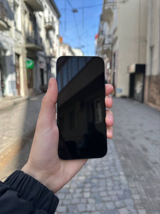Apple iPhone 14 128гб Starlight 256gb Midnight Neverlock акум 90-100%