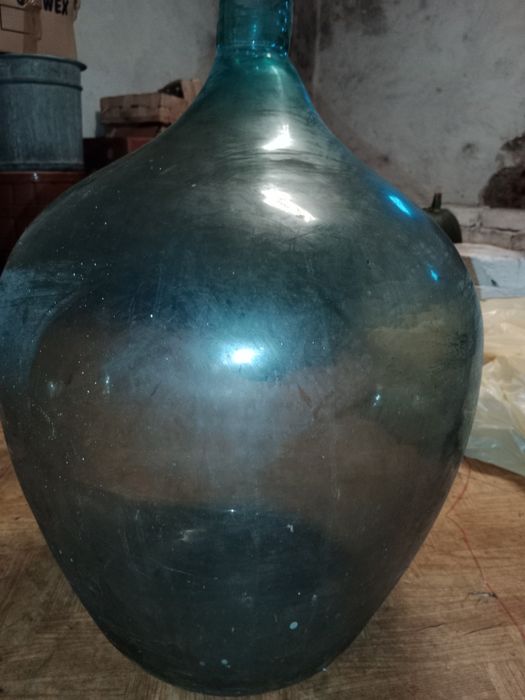 Szklany balon do wina