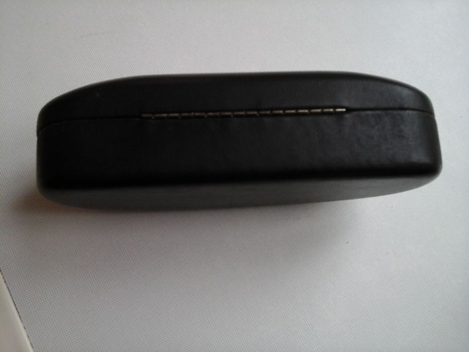 Caixa, vazia, para óculos de sol da Mango/MNG