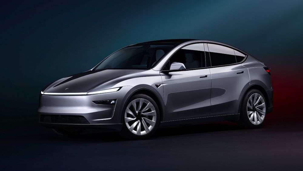 TESLA Model Y SUV