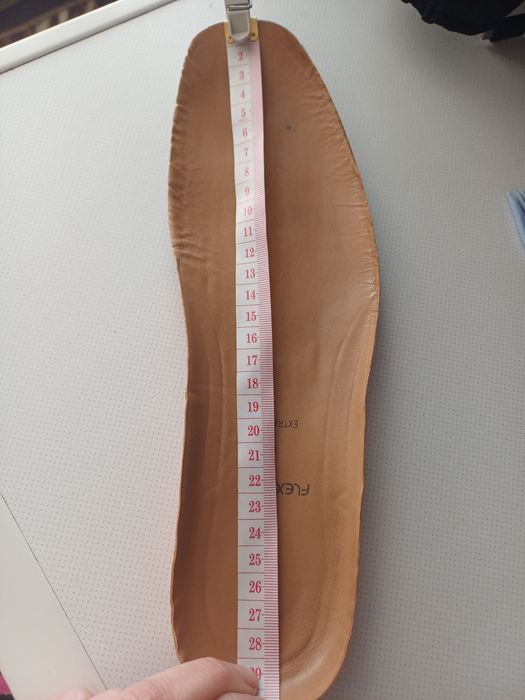 Чоловічі шкіряні туфлі  Clarks 43-44розмір (устілка  28,5см)