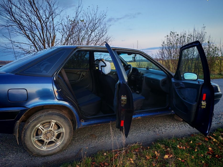 Автомобіль Daewoo Espero