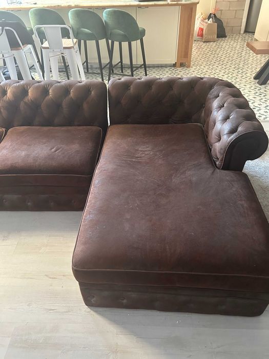 Sofá Vintage com Arrumo