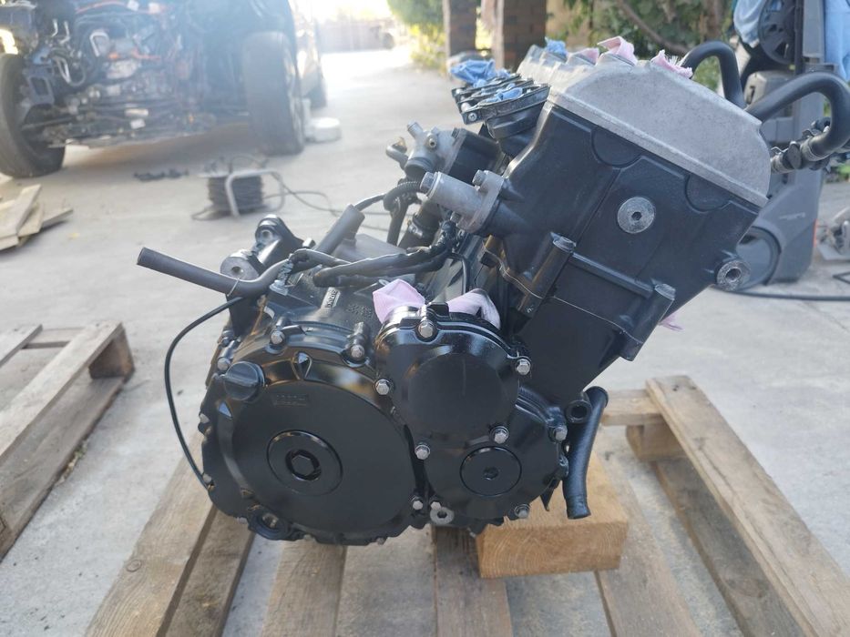 Мотор Suzuki GSR 600 двигун двигатель гарантія на встановлення