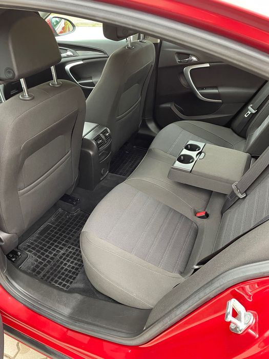 Opel Isignia w stanie bardzo dobrym