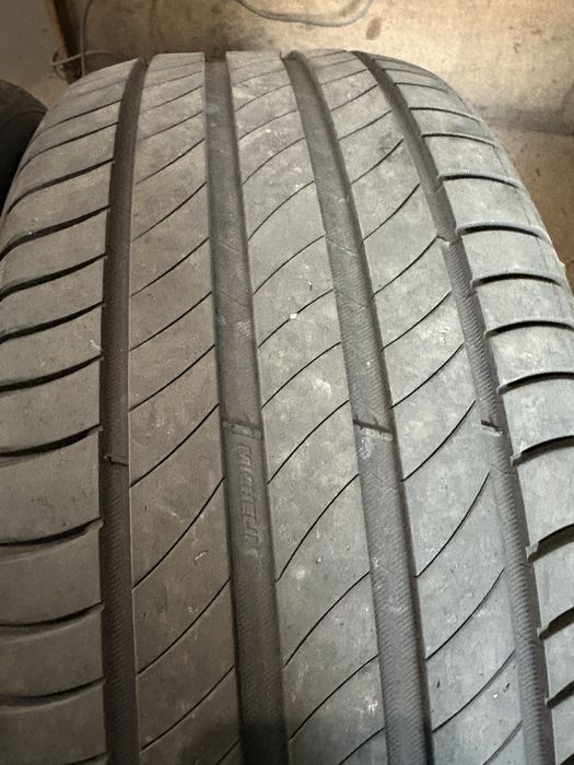 Мішелін 235/45р18