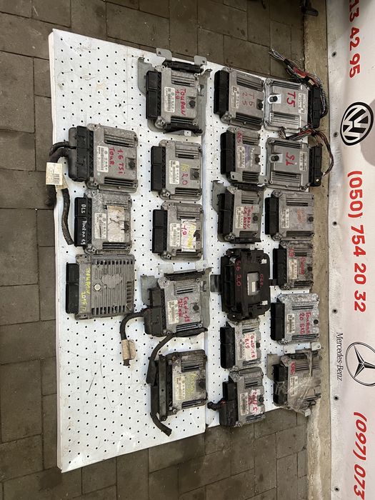 Блок двигателя компьютер Caddy Touran Golf Passat B6 T5 компютер блок