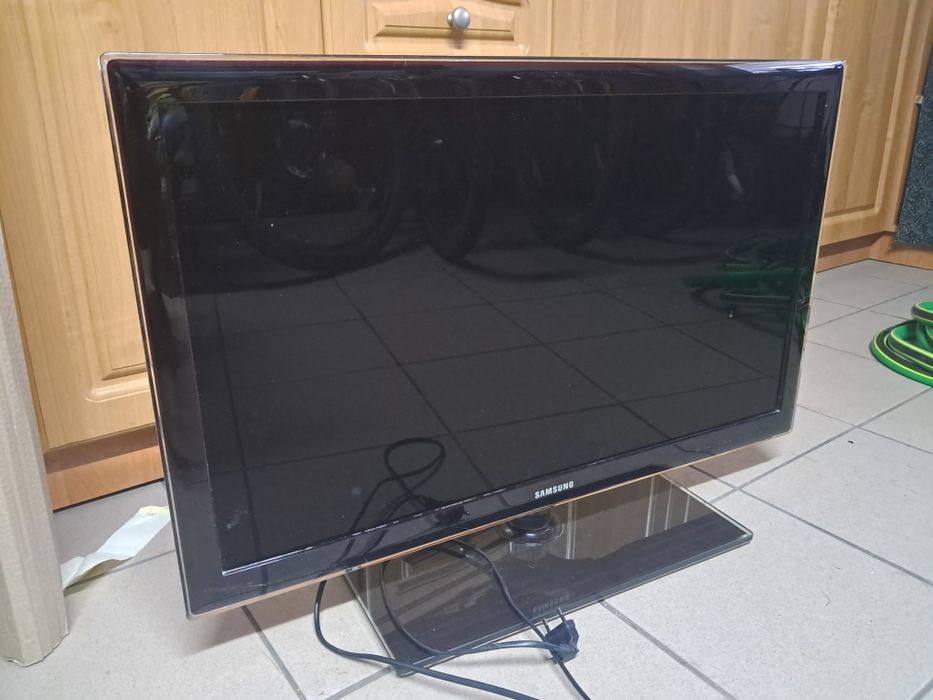 Telewizor samsung smart tv  32 cal