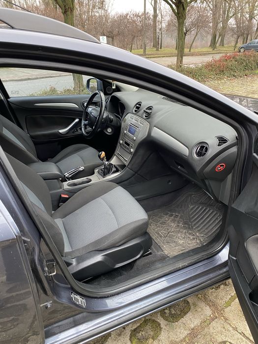 Ford Mondeo 2009 rok 1.8 diesel bdb stan