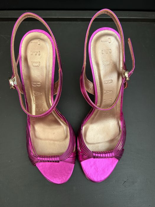 Szpilki Ted Baker