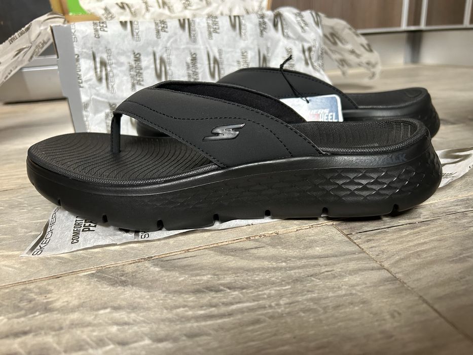 Шльопки В'єтнамки Skechers Go Walk Flex 42