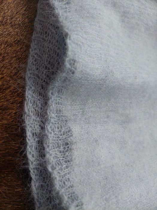 Sweterek chmurka moher